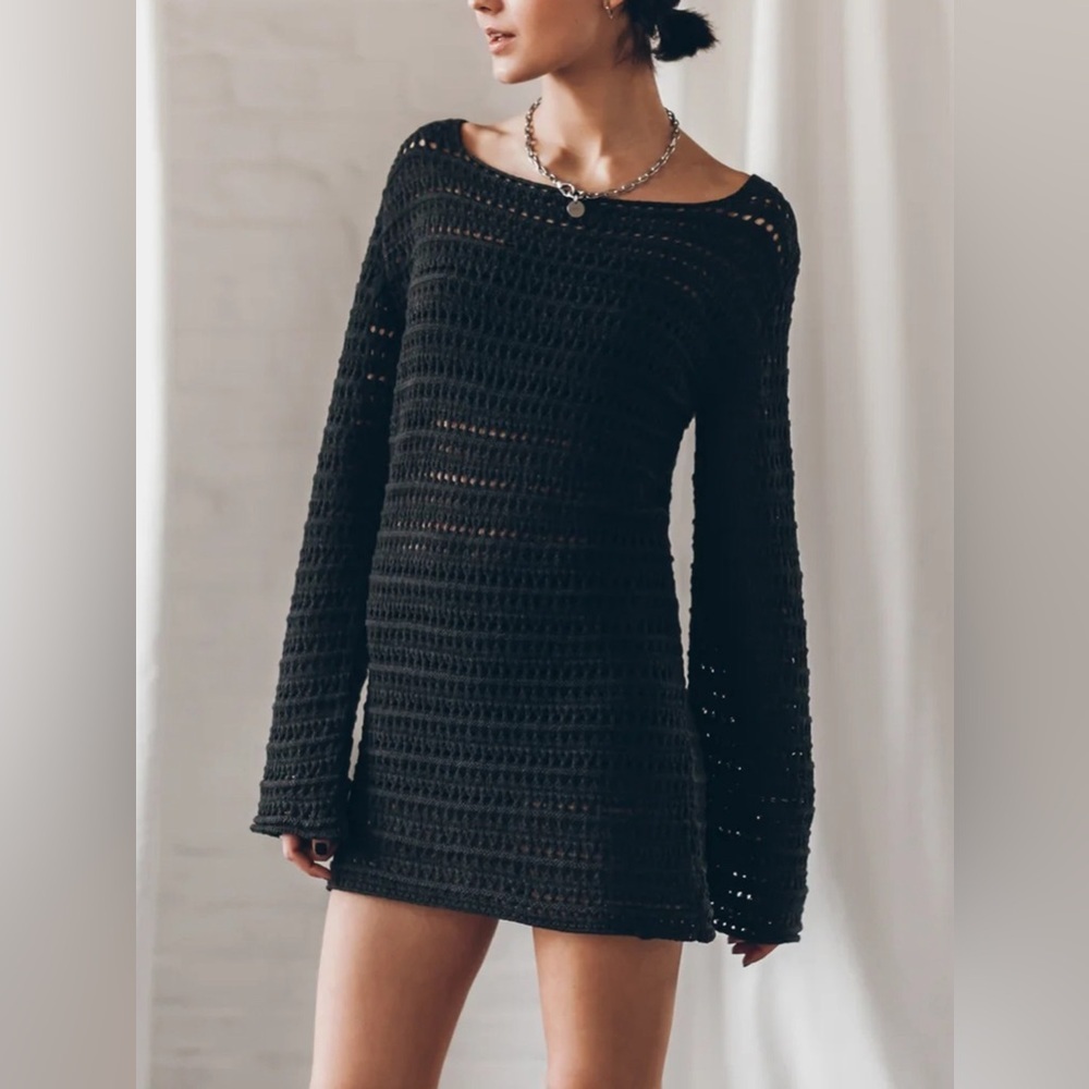 Openwork Tied Open Back Sweater - Picture 2 of 6